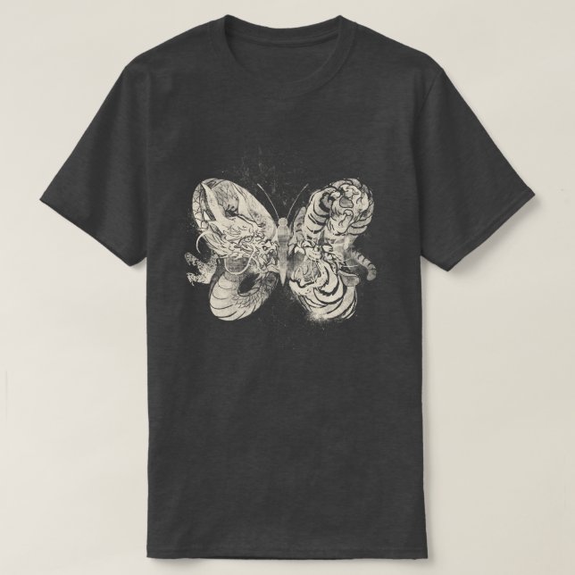 Dragon Tiger Tattoo Butterfly av Tobe Fonseca T Shirt (Design framsida)