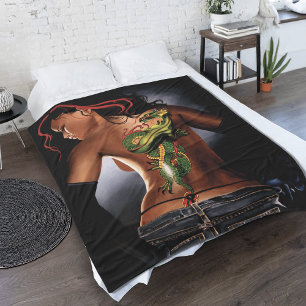 Dragon Tribal Woman Fleecefilt