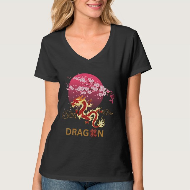 Dragon with Cherry Blommar T Shirt (Framsida)