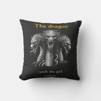 Dragon with Girl Tattoo - Funny Mörk Kudde