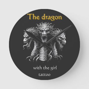 Dragon with Girl Tattoo - Funny Mörk Rund Klocka