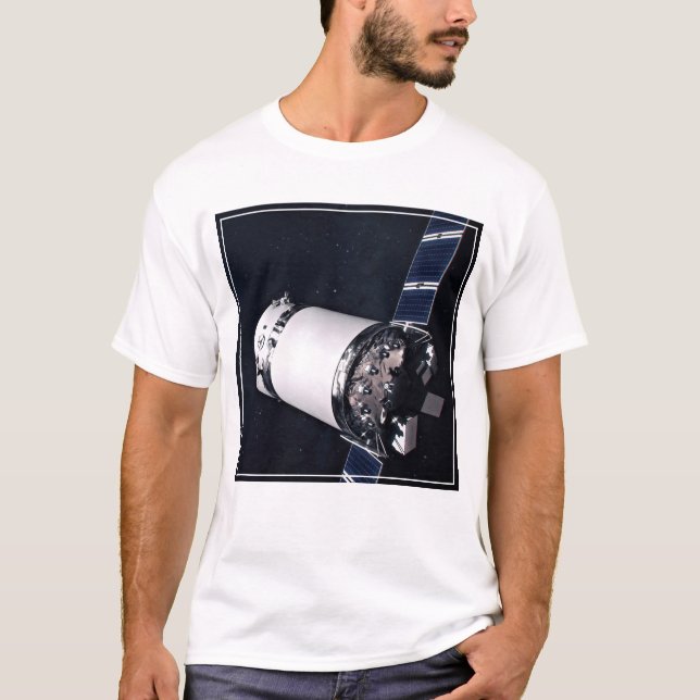 Dragon Xl-rymdfarkost som närmar sig en Lunar Gate T Shirt (Framsida)