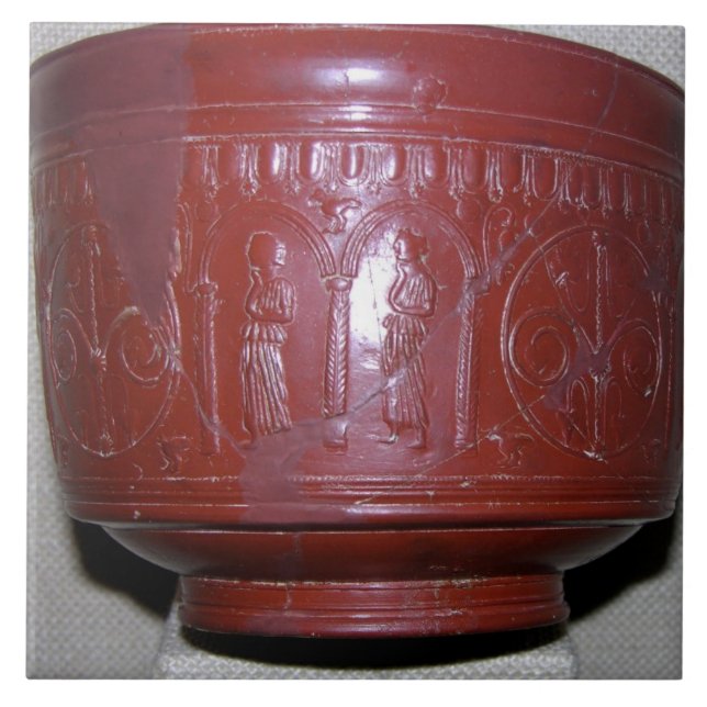 Dragondorff kopp, från Graufesenque, c.150 BC Kakelplatta (Framsidan)
