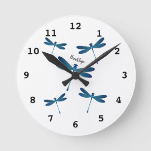 Dragonfly tecknad illustration rund klocka