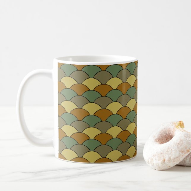 Drakfjäll, fläktar, vågor, Seigaiha, kamouflage Kaffemugg (Med munk)