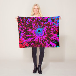 Dramatic Crimson Red, Lila and Black Dahlia Fleecefilt