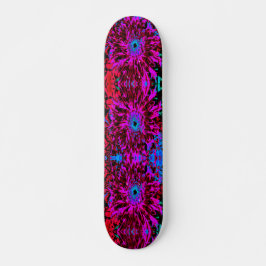 Dramatic Crimson Red, Lila and Black Dahlia Mini Skateboard Bräda 18,5 Cm