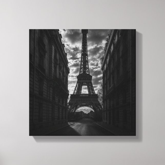 Dramatic Eiffel Torn View in Monochrome Parisian Canvastryck (Framsida)