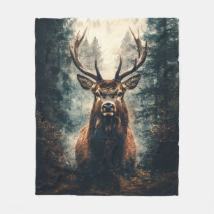 Dramatic Elk i Skogen Fleecefilt