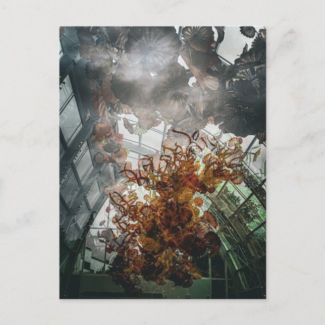 Dramatisk Eldig Orange Glas Kronljus Skulptur Vykort (Framsida)