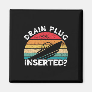 Dränpluggen isatt Rolig båtliv Retro båtfarare Bo Magnet