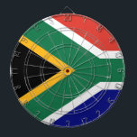 Drapeau Afrique du Sud Darttavla<br><div class="desc">Drapeau de l'Afrique du Sud: " !ke e: /xarra //ke " → "L'unité dans la diversité".
La devise nationale est en Ixam,  une langue d'Afrique du Sud éteinte de nos jours.</div>
