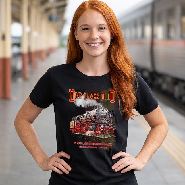 DRB Klass 01.10 Ånglok. Deutsche Reichsbahn T Shirt (DRB Class 01.10 Steam Train. Deutsche Reichsbahn. Womens Basic T-Shirt)