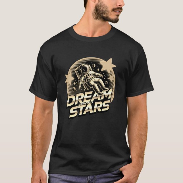 Dream Beyond Stars Astronaut T-Shirt | Vaporwave  (Framsida)