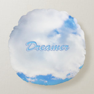 Dreamer Puffy White Clouds och Blå himmel Rund Kudde