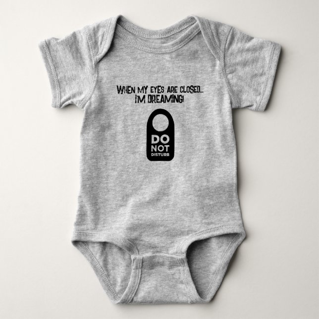 Dreaming... ÖGA stängd T Shirt (Framsida)