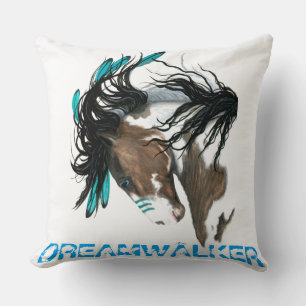 DreamWalker Horse Pillow av AmyLyn Bihrle Kudde