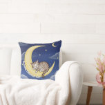 Dreamy Celestial Cat Dekorativ kudde Art Skriv ut<br><div class="desc">Katt Napping på Crescent Måne - Dreamy Celestial Cat Art Print 🐾 Drift in i en värld av fred och stjärnljus med "Cat Napping on the Crescent Måne" - en viskisk, mysigt design som fångar den tysta magin i ett sömnig kattdjur som genomsyras av ett glansande kuster måne. Med mjuk...</div>