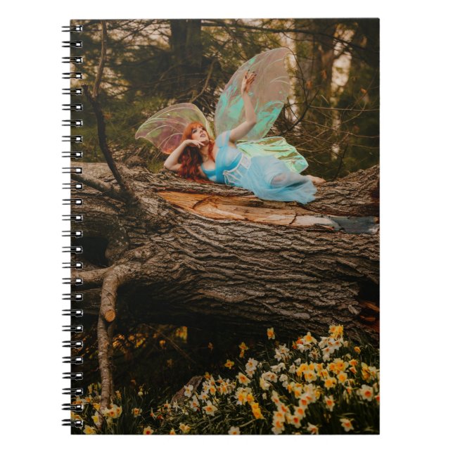 Dreamy Fairy on Fallen Träd - bärbar dator Anteckningsbok (Framsidan)