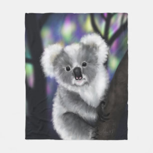 Dreamy Koala i en "Enchanted Forest" Fleecefilt