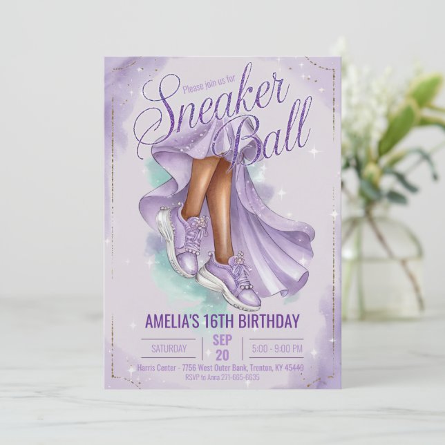 Dreamy Lavender Sneaker Boll Birthday Feminine Inbjudningar (Stående Fram)