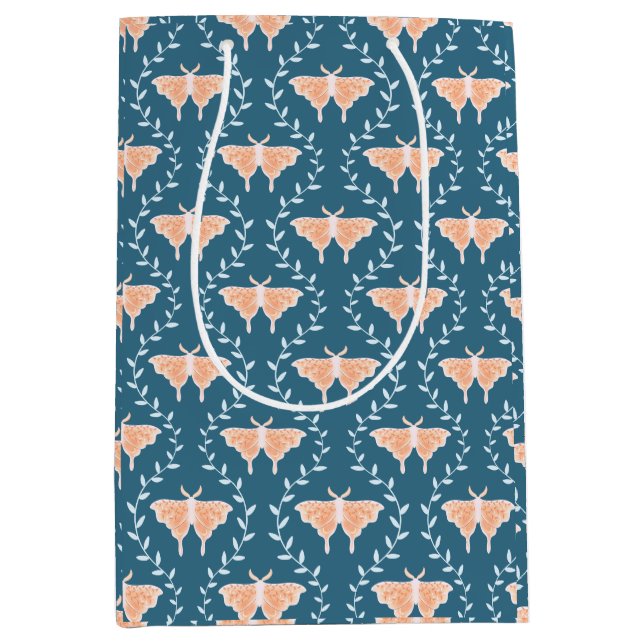 Dreamy Moths & Vines - Whimsical (Framsidan)