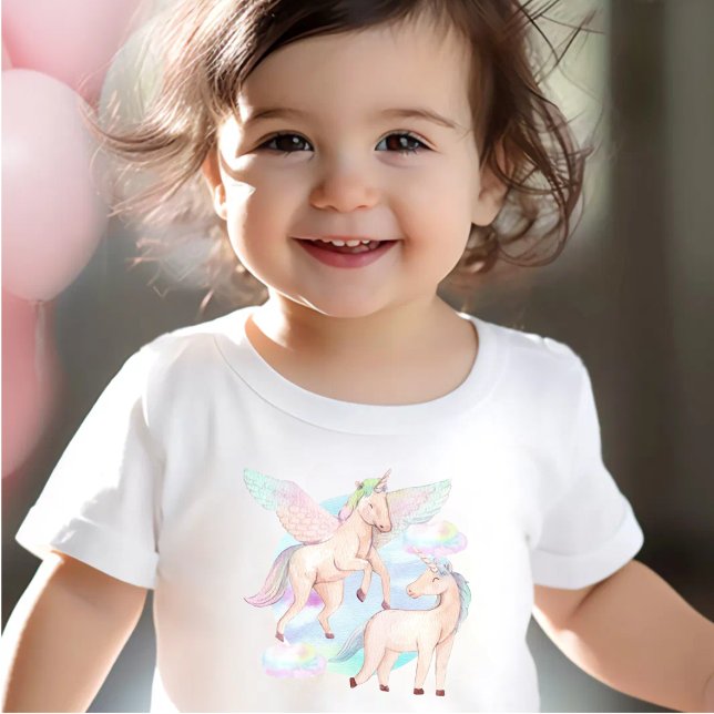 Dreamy Pastel Unicorn T-Shirt (Skapare uppladdad)