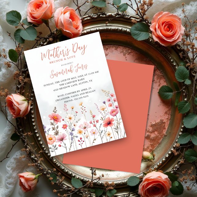 Dreamy Spring Mothers Day Wildflowers Floral Inbjudningar (Dreamy Spring Wildflower Garden Floral Watercolor Effect Mother’s Day Brunch Invitation.)