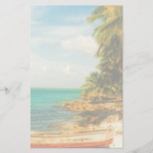 Dreamy Tropical Beach med Rowboat Brevpapper