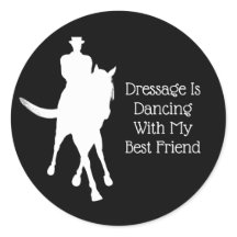 Dressage dansar med bästa vänner vit