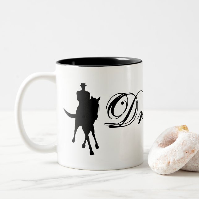 Dressage Horse och Rider Silhouette Två-Tonad Mugg (Med munk)