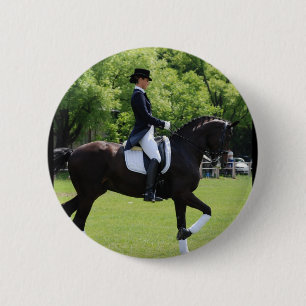 Dressagehästshowen klämmer fast knapp