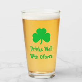 Drick bra med andra glaskopp