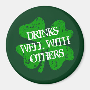 Drick bra med andra St patrick's day-kylskåp Magnet