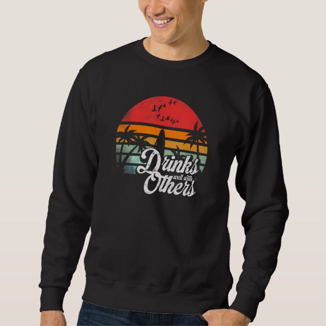 Dricker bra med andra Roligt Jamaica Rasta Reggae Lång Ärmad Tröja (Framsida)
