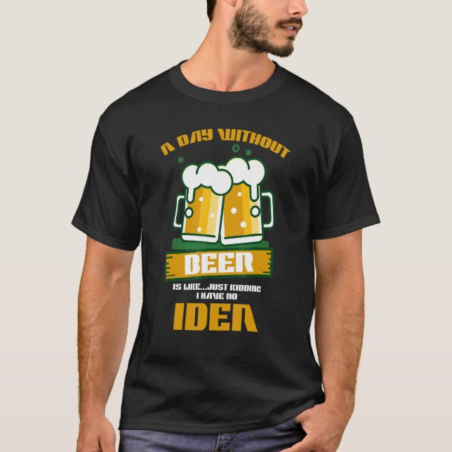Dricker Öl Alkohol  Låg Batteri Behöver Öl T Shirt (Framsida)