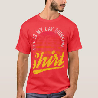 Drickning vid Beach Handflatan Träd Retro Day T Shirt