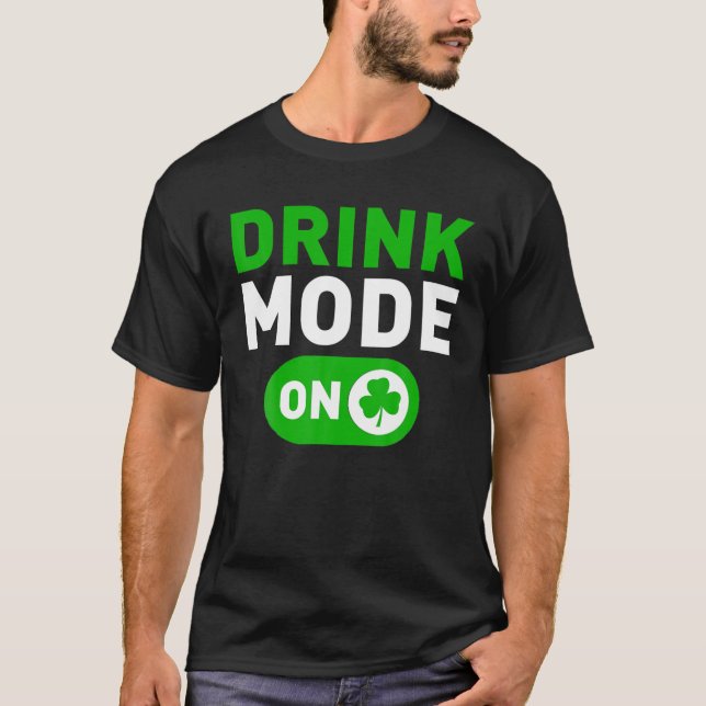 Dricksläge på den bekväma St. Patrick-Dag Irish Ho T Shirt (Framsida)