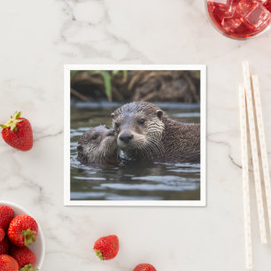 **"Drift i Kärlek: Mummy och Baby Otter"** Pappersservett