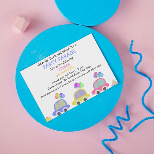 Drift vid födelsedag Parad Inbjudningar (Skapare uppladdad)