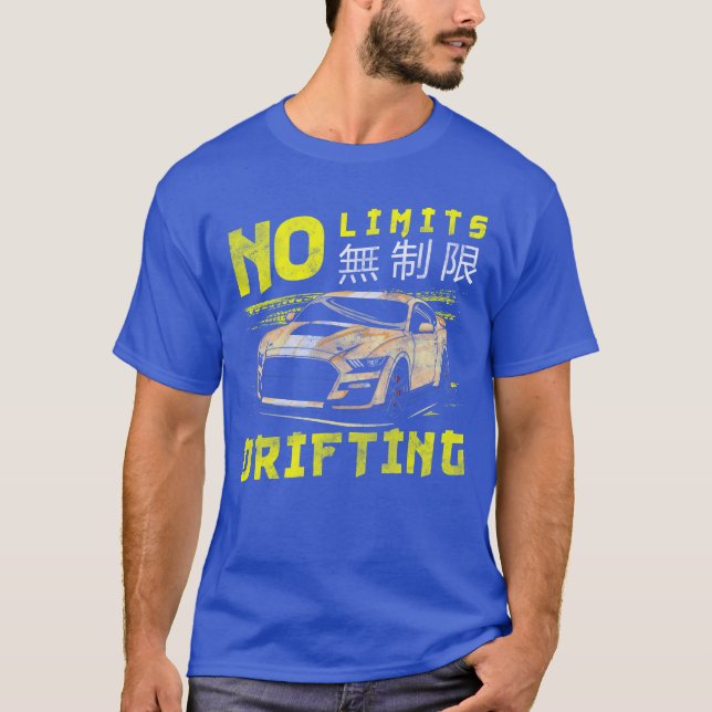 Drifting Sports Car Street family T Shirt (Framsida)