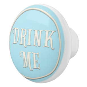 "Drink Me" Wonderland Tea Party Pastel Blue Knopp