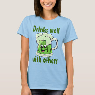 Drinkar väller fram med andra t-shirt