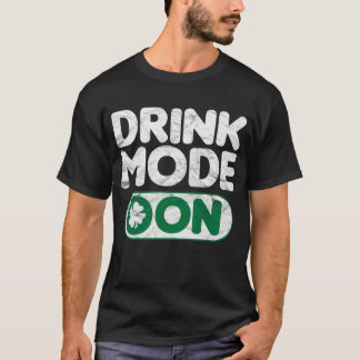 Drinkfunktionsläge på Sts Patrick dag T Shirt