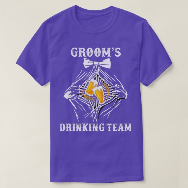 Drinking Groom Team Squad Funny Bachelor Party T Shirt (Design framsida)