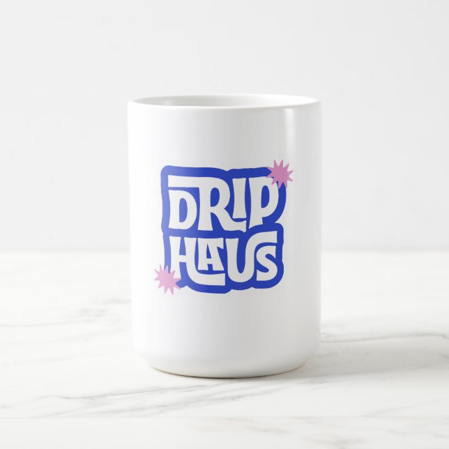 Drip Haus – Retro Lekfull Logotyp Kaffemugg (Center)