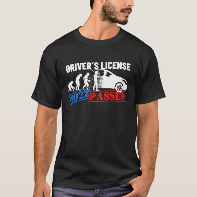 Driver's License 2022 Passed  For First Time Drive T Shirt (Framsida)