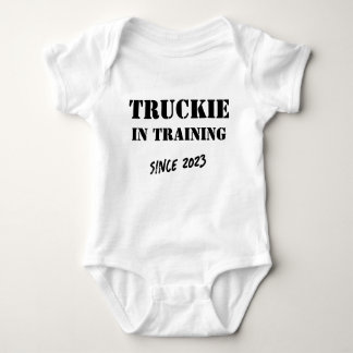 Drivrutin för anpassningsbar "Truckie in Training" T Shirt