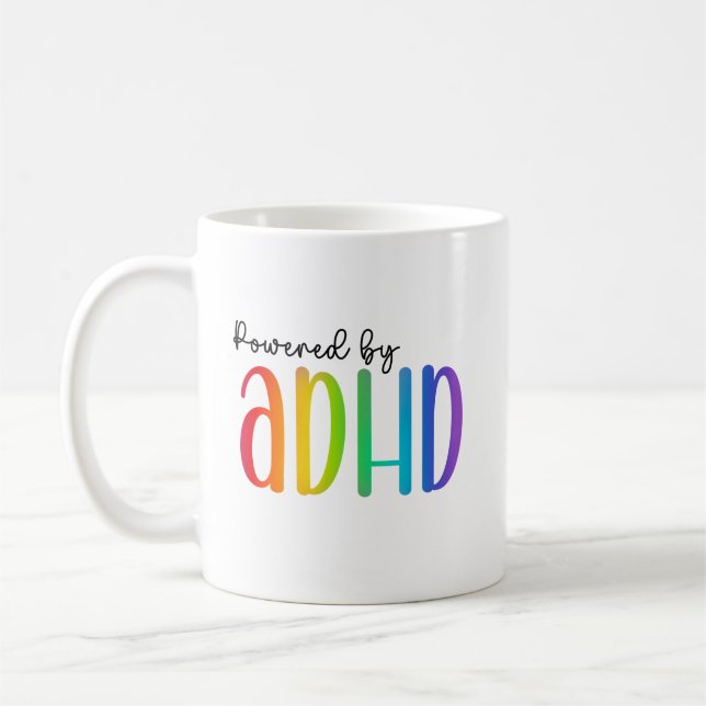 Drivs av ADHD | Regnbågstyp Kaffemugg (Vänster)