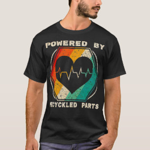 Drivs av återvunna delar Hjärttransplant Survivo T Shirt